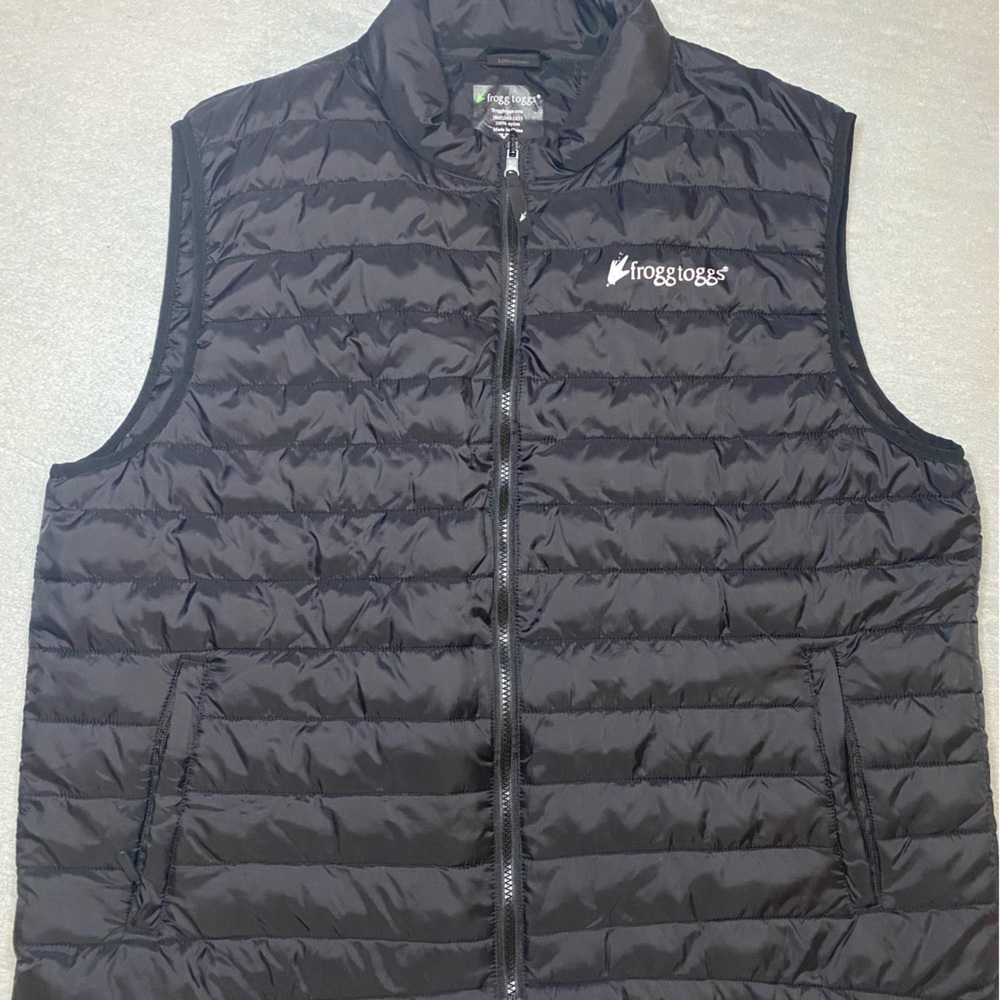 Frogg Toggs mens XL black vest